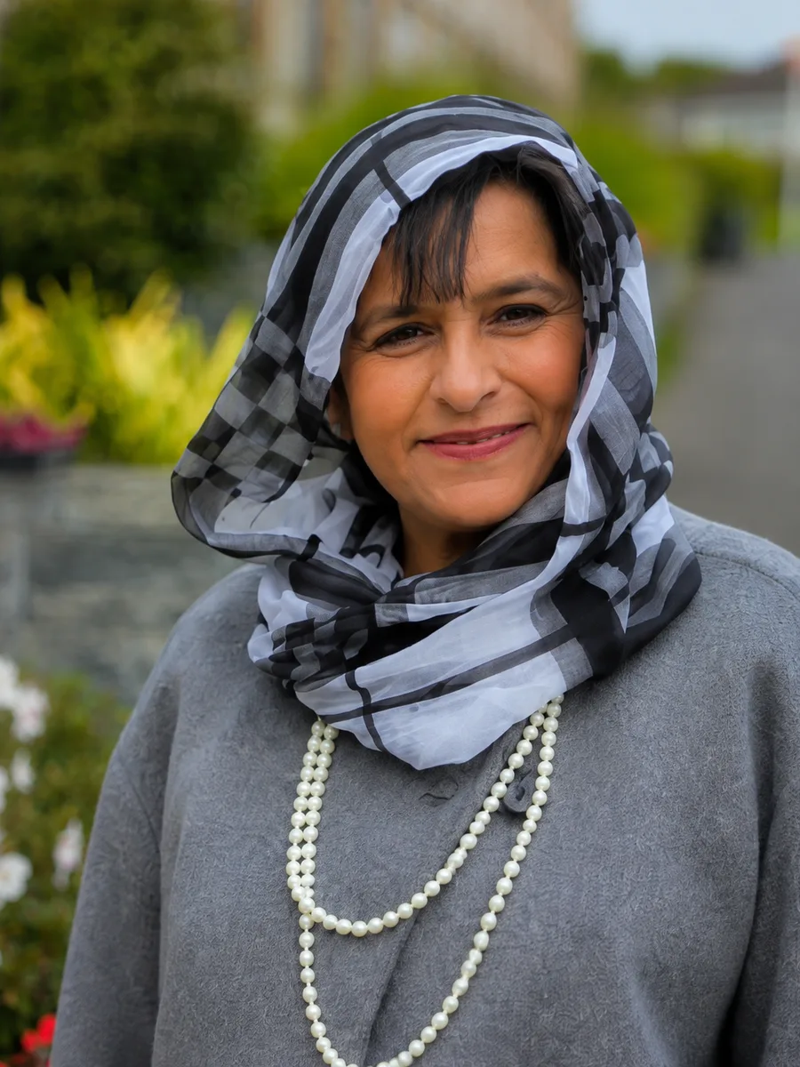 Dr Juliana Bahadin-Ang